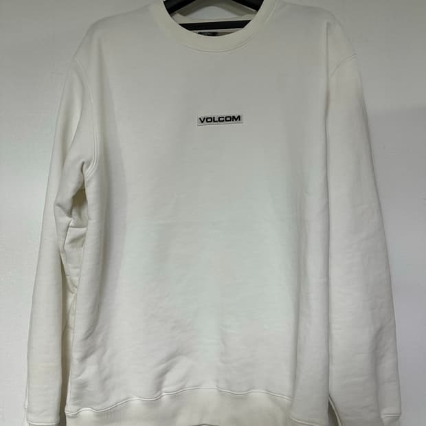 볼컴 VOLCOM 화이트 맨투맨 티셔츠