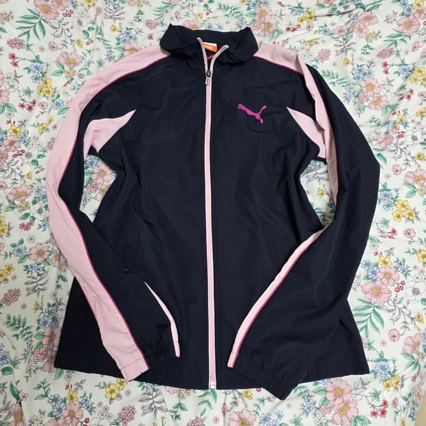 푸마 일본판빈티지)y2k 딸기우유 바람막이 올드스쿨 져지자켓