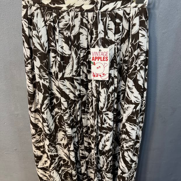 vintage skirt 빈티지 미디움 스커트