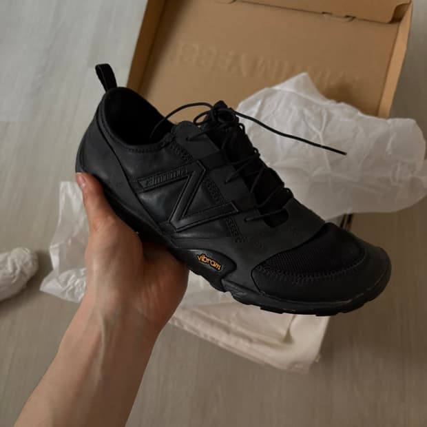 뉴발란스 이세이미야케 MT10O