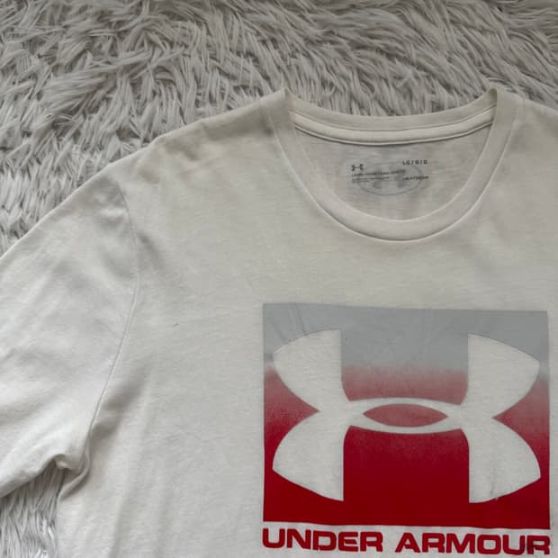 UNDER ARMOUR 일본빈티지 반팔 여름반팔 빈티지반팔 언더아머반팔