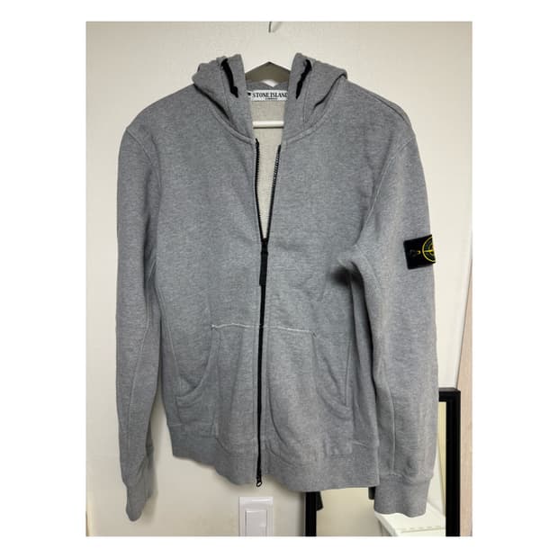 스톤아일랜드 후드집업