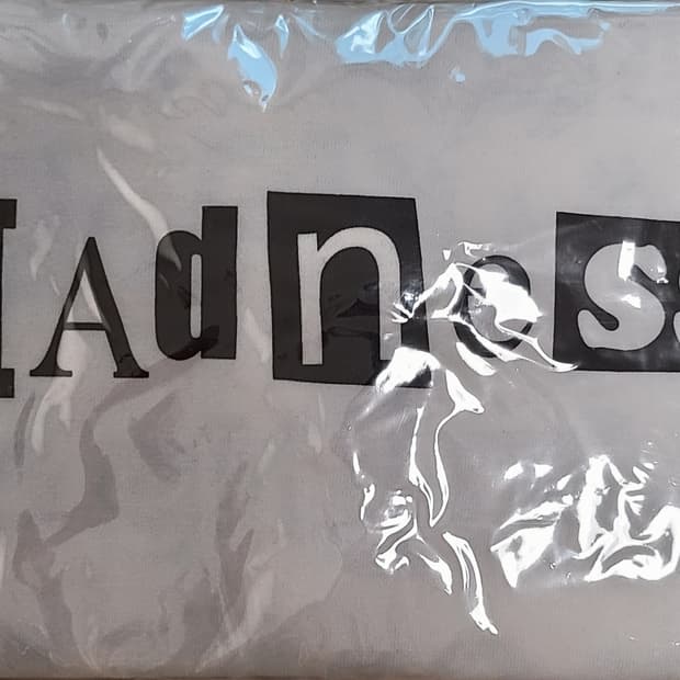 사카이 반팔 티 3