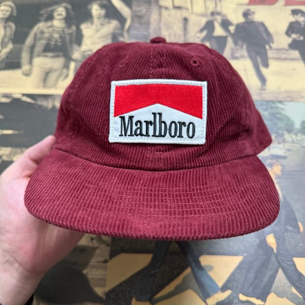 Marlboro(말보로) 버건디 코듀로이 캡