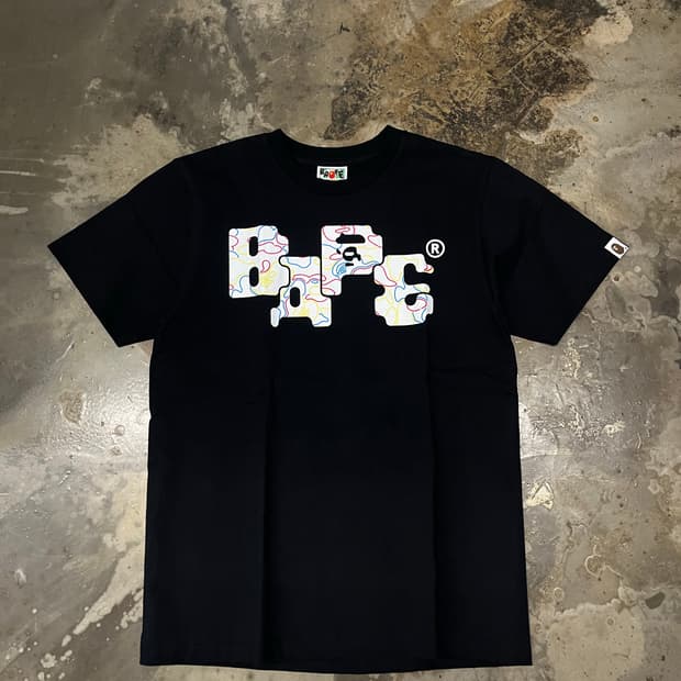 새상품 베이프 네온카모 블랙 S