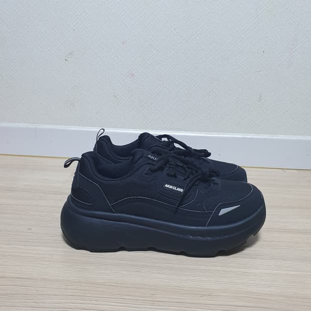 아키클래식 범퍼트레이너 블랙 270