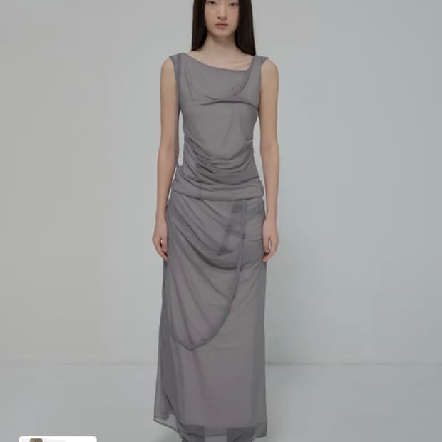 플레어업 세트 드레이프 매쉬 슬리브리스 탑 + 스커트