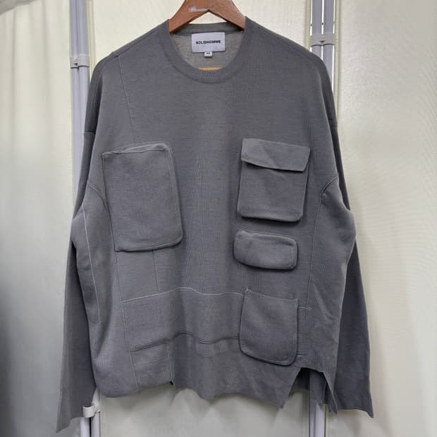 솔리드 옴므 니트