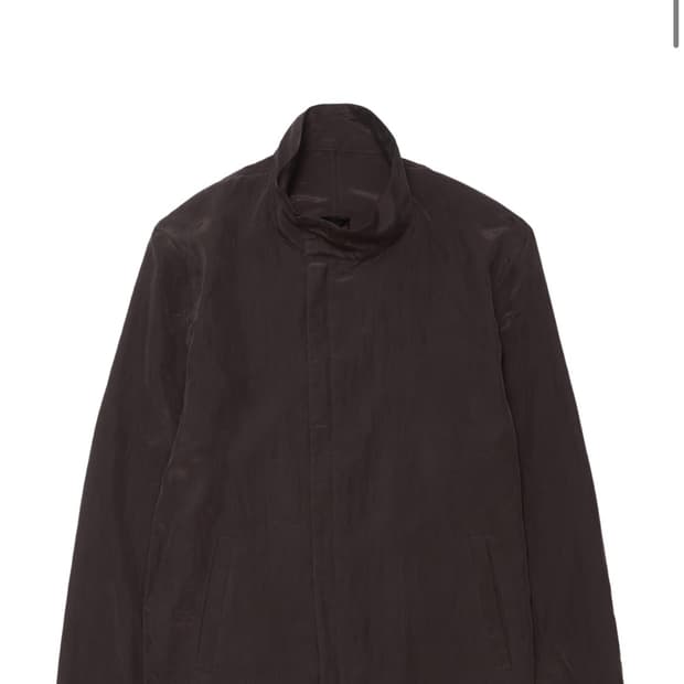 해칭룸 하이넥 셔켓 자켓 구합니다 버건디