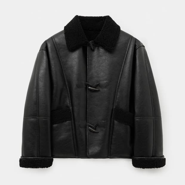 헬레네파리스 오버핏 레더 토글 버튼 무스탕