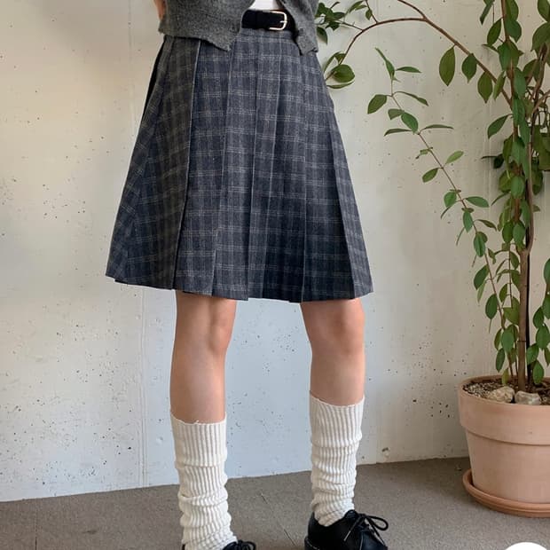 체크 플리츠 미디 스커트 