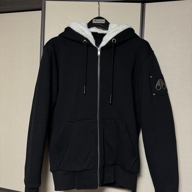 [새상품급] 무스너클 버니스웨터 후드집업 s