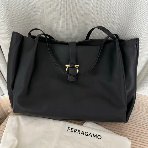 페라가모 간치니 토트백 페레가모