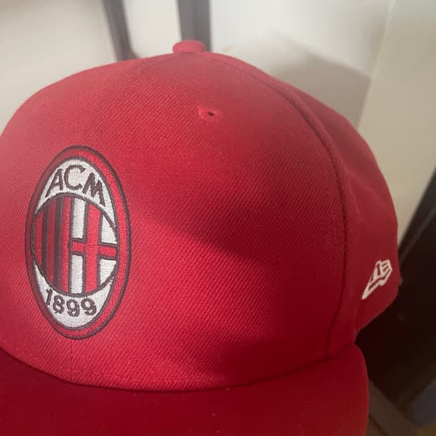 뉴에라 ac밀란