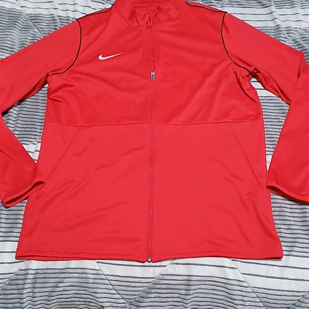 나이키 드라이핏 얇은저지 110 가슴61 기장78