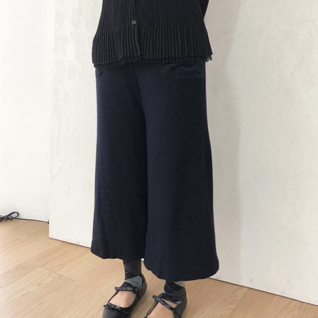 vintage navy knit wide capri pants