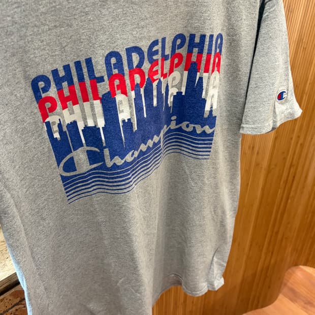 CHAMPION Graphic T-shirt