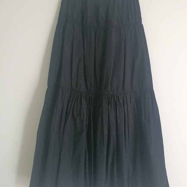 아르켓 티어드 맥시 스커트