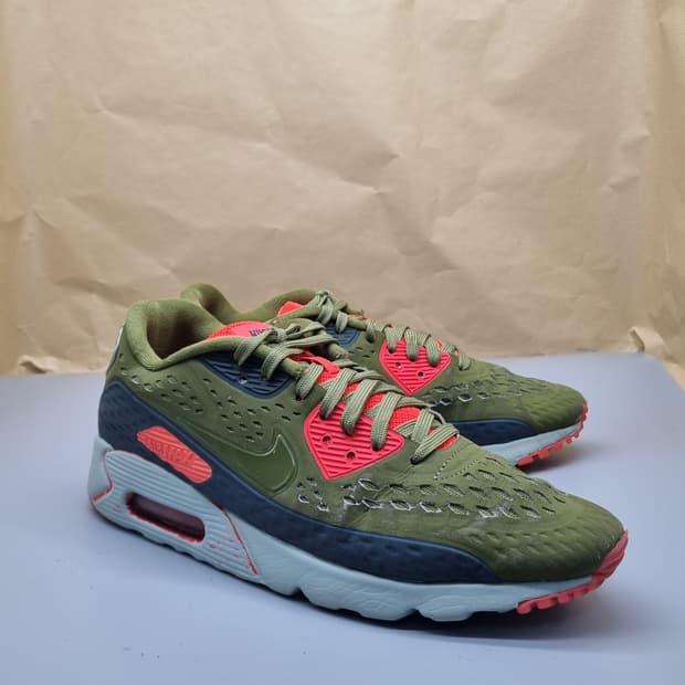 나이키 에어맥스 90 울트라 남성운동화 270