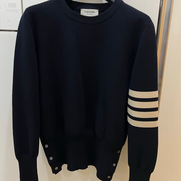 톰브라운 밀라노스티치 울 니트 4사이즈 (새상품급)