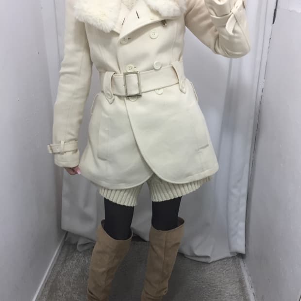 사에코st 화이트 벨트 코트 코디 ⛄️