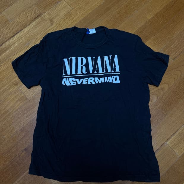 H&M 너바나 Nevermind 밴드티