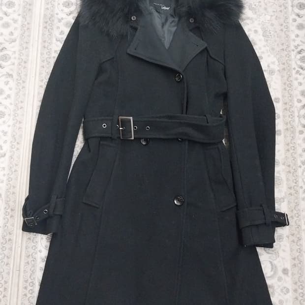 Leshop 폭스 퍼 블랙 벨트코트 66 (55까지)