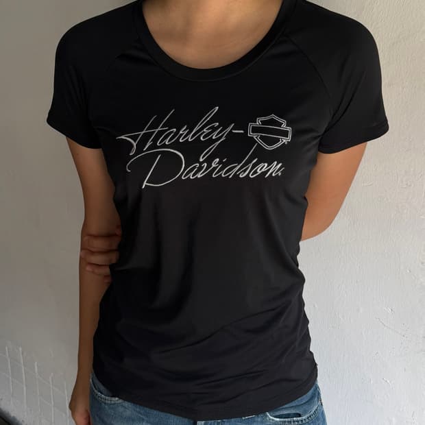 Harley-Davidson 여성 슬림핏 로고 반팔 티셔츠