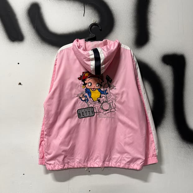 00s 베티붑 올드스쿨 자수 빅 패치 후드 윈드브레이커 자켓