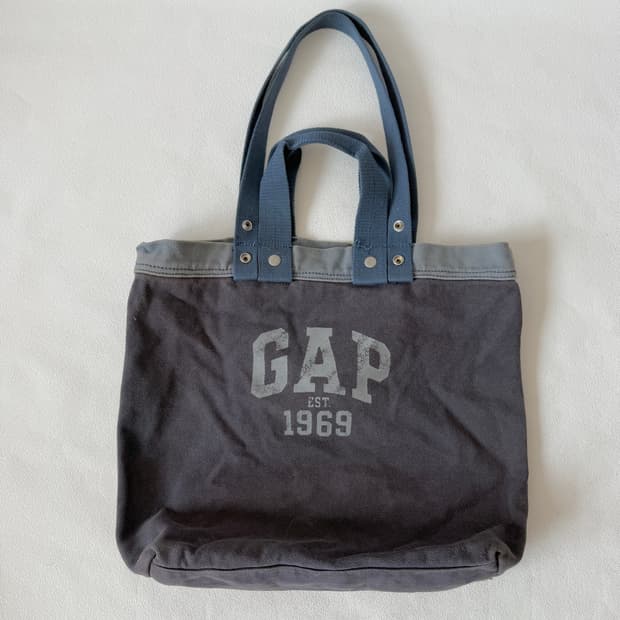 갭(GAP) 인디고 캔버스 토트 숄더백