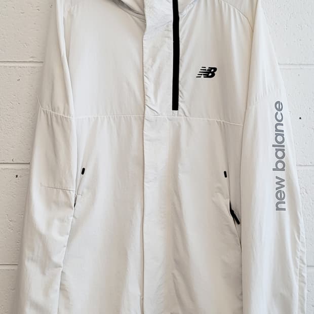 뉴발란스(new balance) 윈드브레이커 집업 후드바람막이 판매