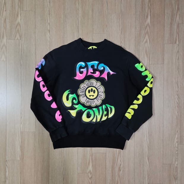 BARROW 블랙 프린트 맨투맨 티셔츠