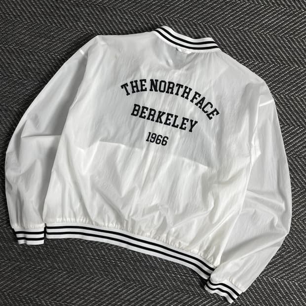 노스페이스 신형 라이트 나일론 봄버 바람막이y 3322