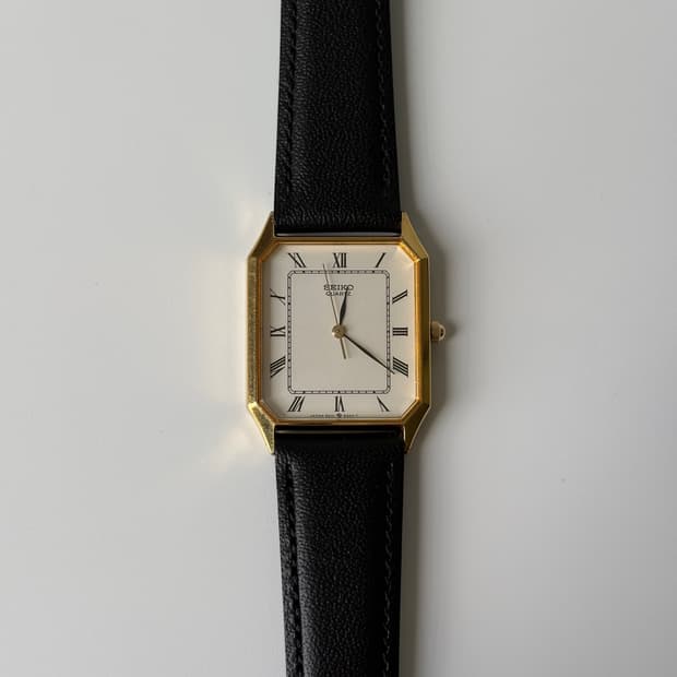 1980s Roman Index Gold Tank Quartz