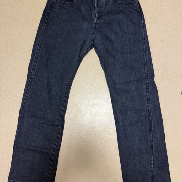 시오타 스트레이트 34, 미디엄 블랙