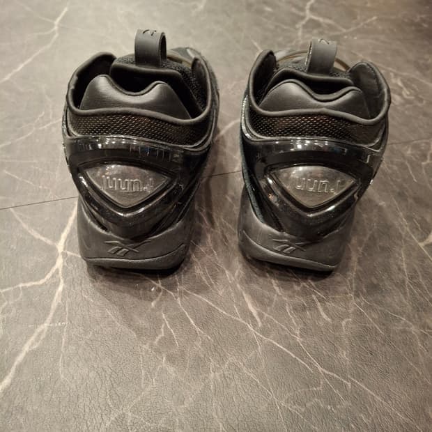 (마지막특가) 쥰지 리복 콜라보 스니커즈 블랙 240