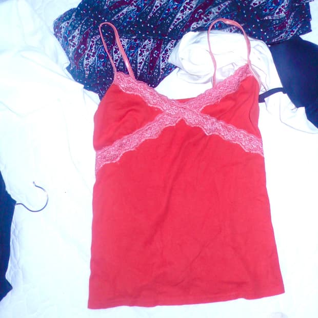 Lace sleeveless