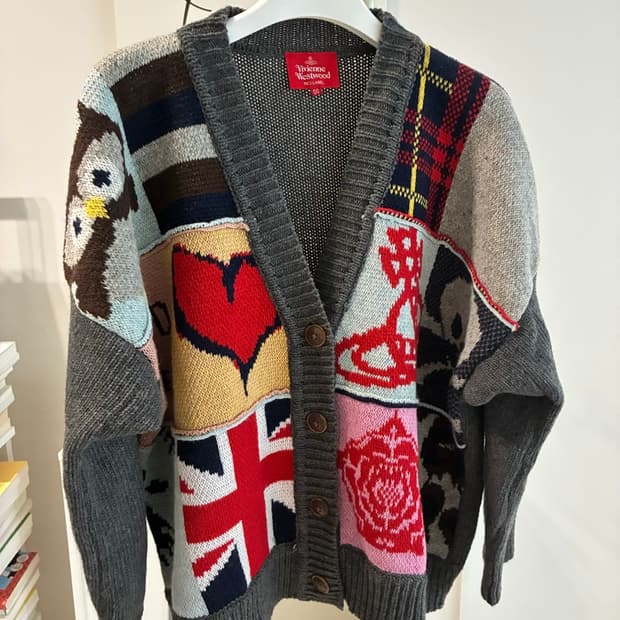 비비안웨스트우드 가디건 
