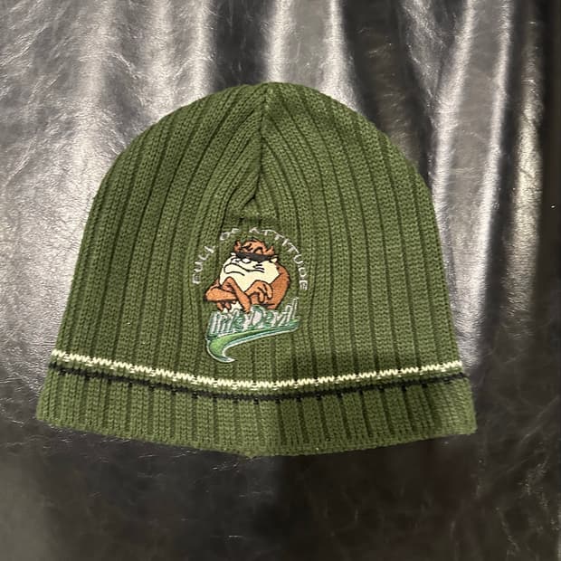 빈티지 90s 루니툰즈 테즈 비니
