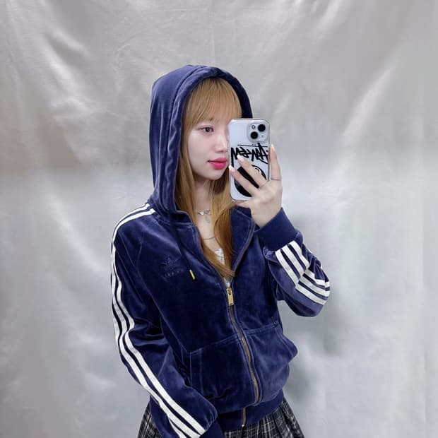 아디다스 벨벳 삼선 네이비 오버핏 후드집업 