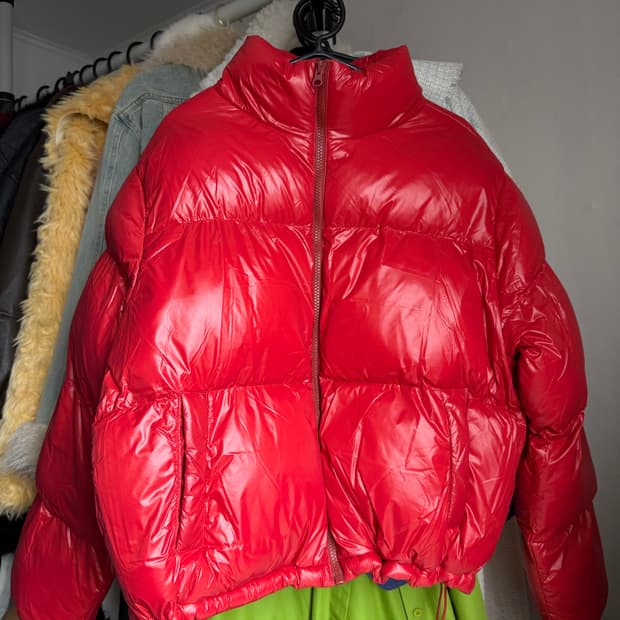 Ames Worldwide 레드 유광 숏패딩 M