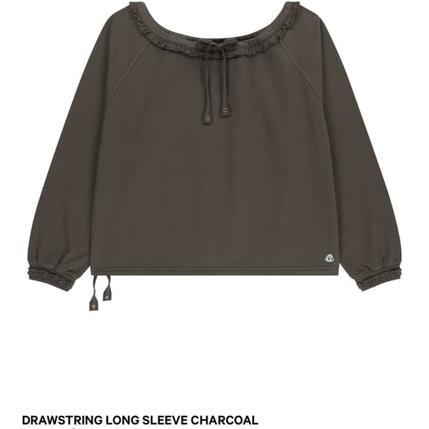 코이세이오 드로스트링 롱슬리브 차콜색 구합니다 1사이즈