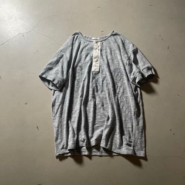 KZ ATELIER Hand Printed Henley Neck T
