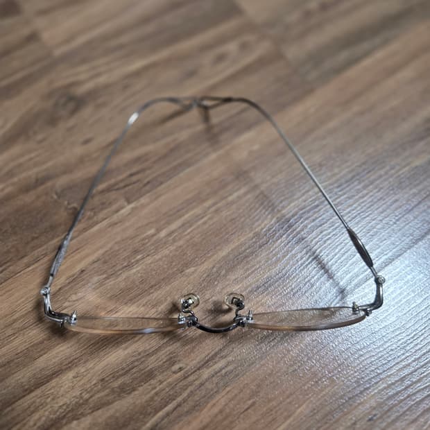 홍콩배우 유덕화의 ANDY LAU 긱시크 안경