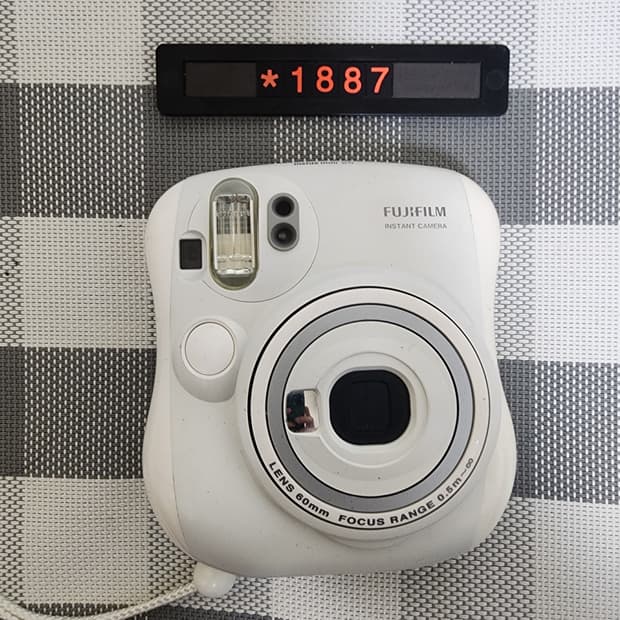 후지 인스탁스 미니 25 화이트 폴라로이드 카메라