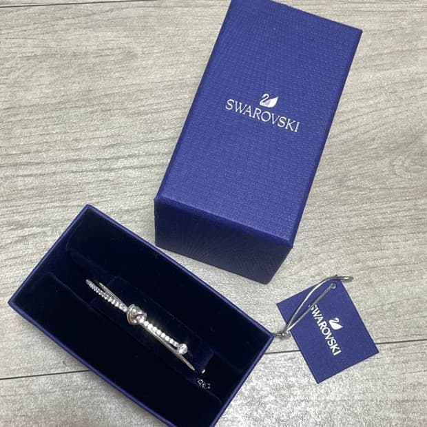 스와로브스키 팔찌