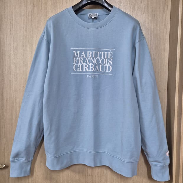 [L]마리떼 프랑소와 저버 하늘색 맨투맨