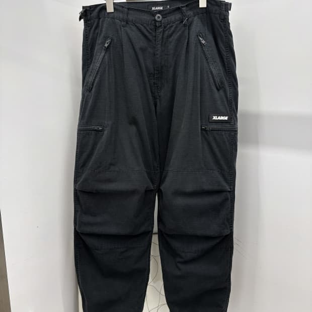 X-LARGE (35)