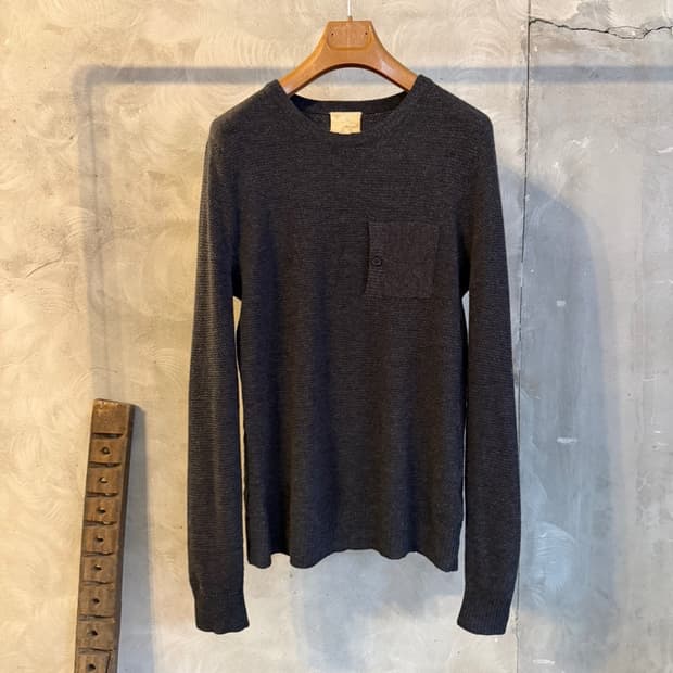 밴드오브아웃사이더즈 포켓 니트 100