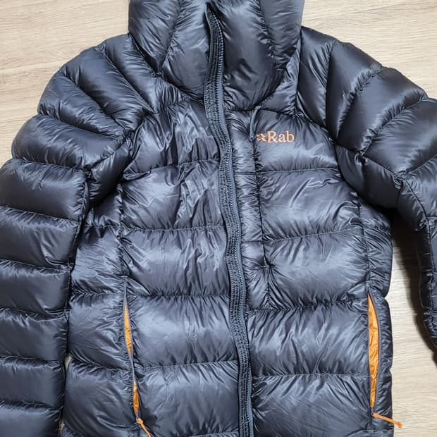 Rab 미틱울트라 패딩 m